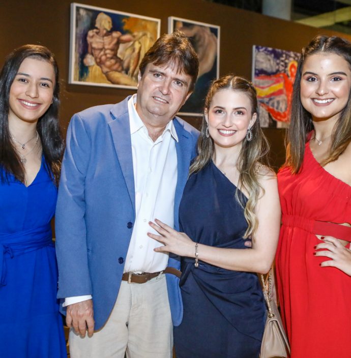 Rafaela, Romulo, Anyssa E Camila Montenegro