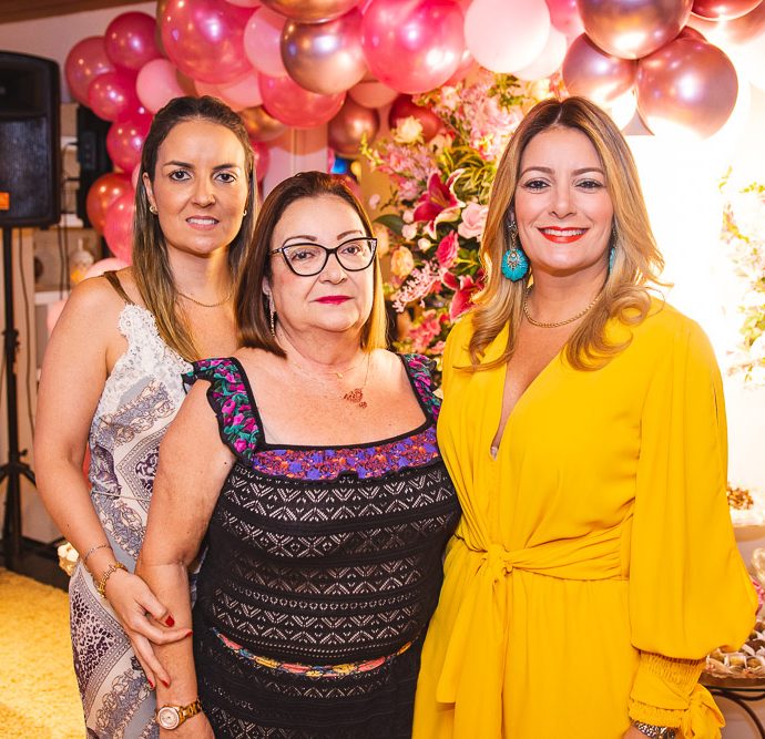 Raquel Vasconcelos, Mana Luna E Tatiana Luna