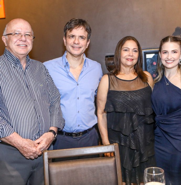 Roberto Briand, Andre Machado, Marilaque Paraiba E Anyssa Montenegro