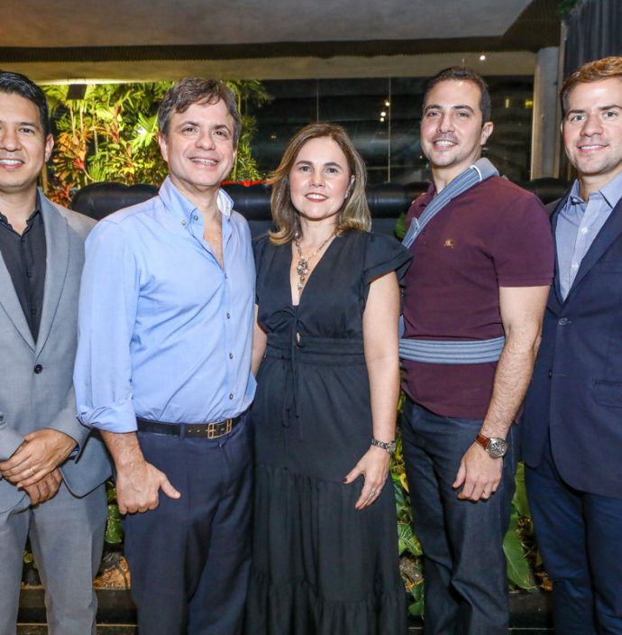 Rodrigo Nagashima, Andre E Gyna Machado, Roberto Briand E Joao Crispim 