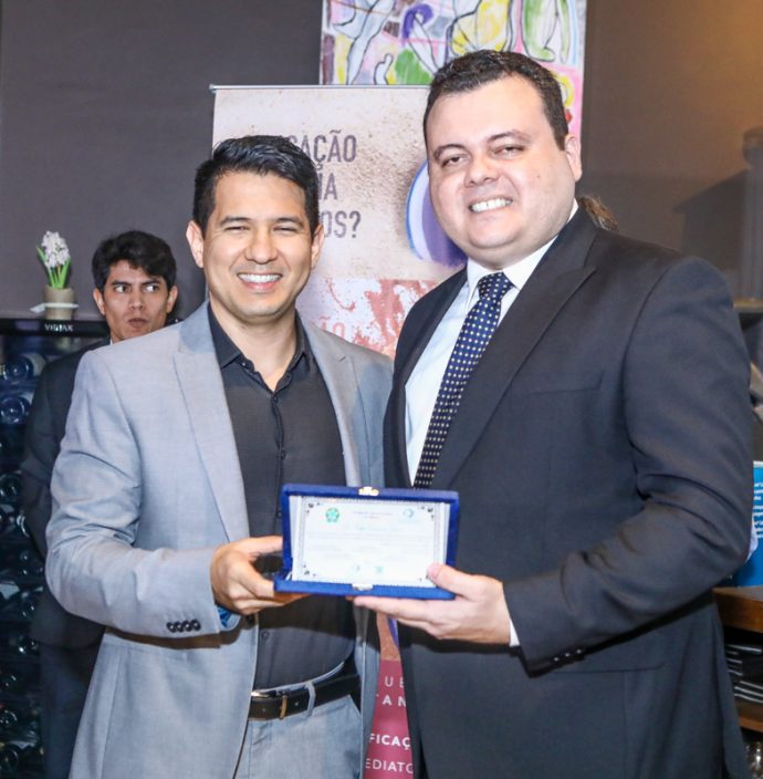 Rodrigo Nagashima E Felipe Queiroz