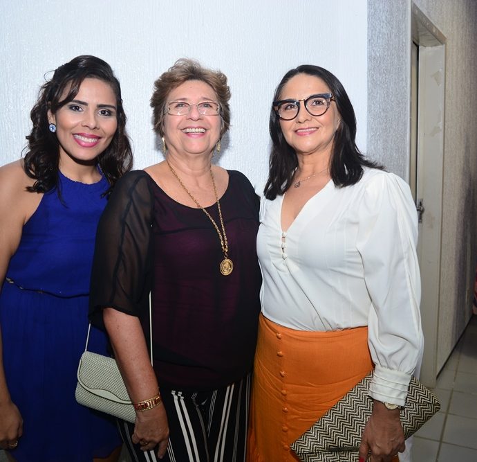 Suelen, Liduina Sampaio e Viviane Ramos