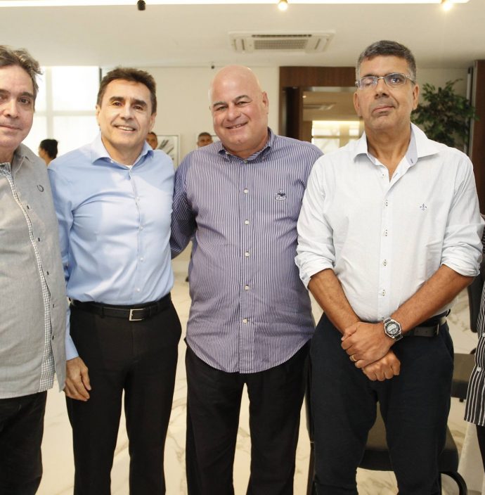 Totonho Laprovitera, Pedro Lima, Luciano Cavalcante, Lauro Chaves E Chico Esteves