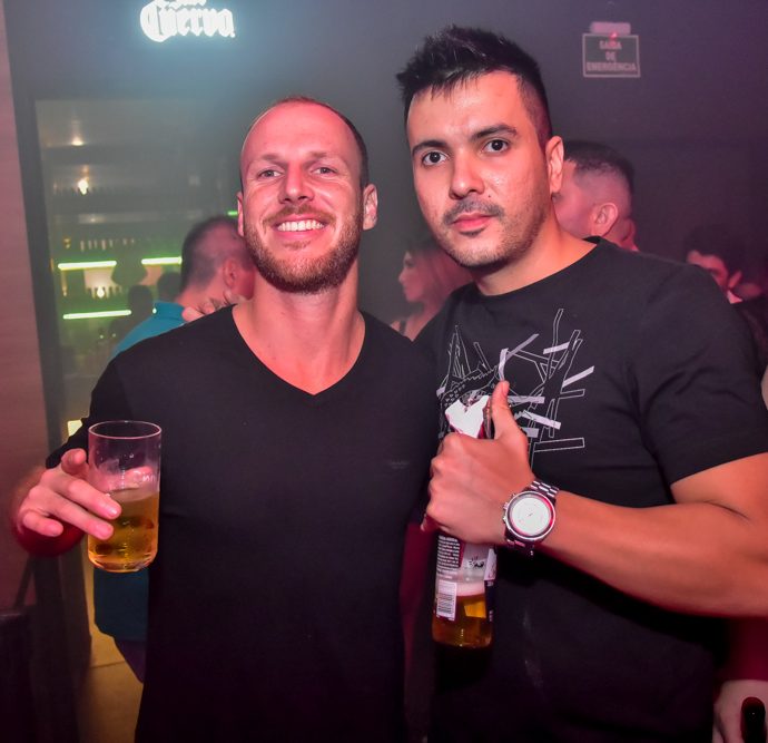 Victor Ribeiro E André Gurgel