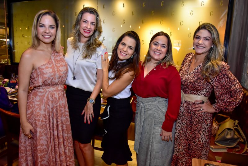 Protagonismo - Natália Leite reúne um time de mulheres para o lançamento do “Liderança Feminina”, no Cavalieri Restô