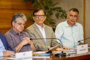 Chico Esteves, Helio Perdigao E Artur Bruno