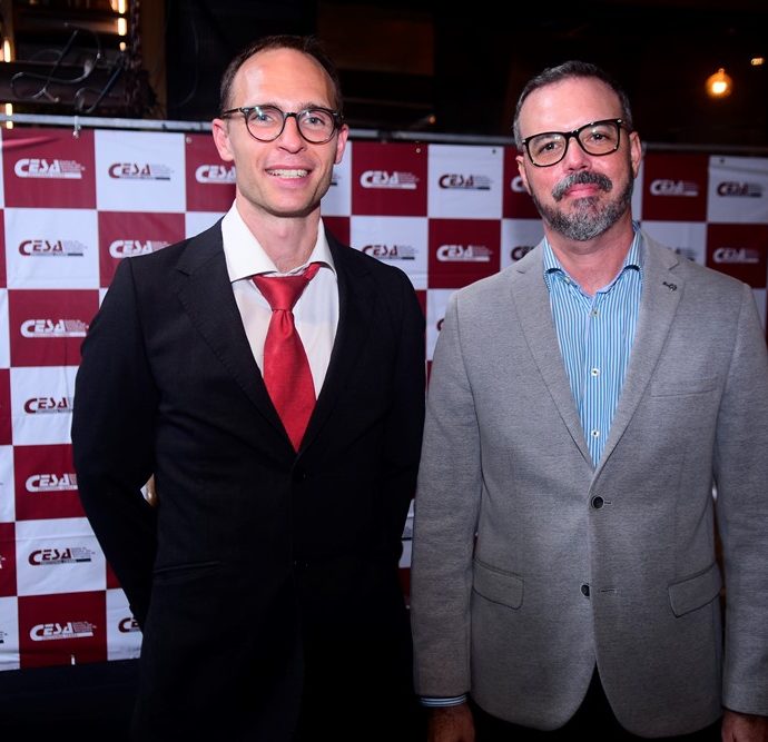 Matthew Dyson E Fabrício Steindorfer