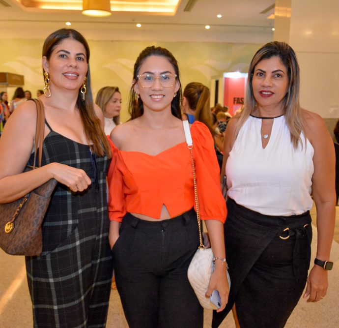 Paula, Brenda E Ana Alencar