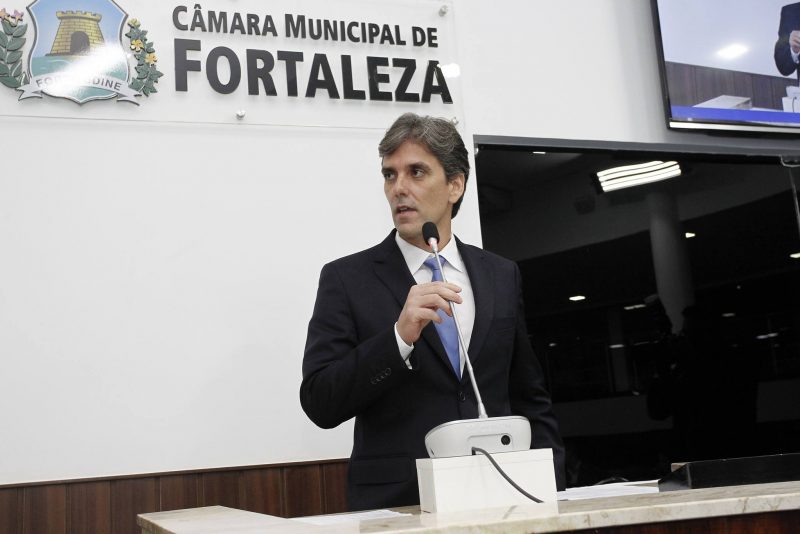 Homenagem - Sessão solene na Câmara Municipal de Fortaleza marca os 50 anos da TV Verdes Mares