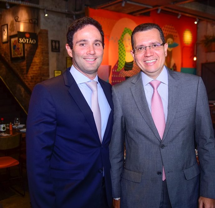 Tiago Asfor E Gladson Mota