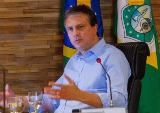 Camilo demonstra indignação com saída de Sérgio Moro do Ministério da Justiça
