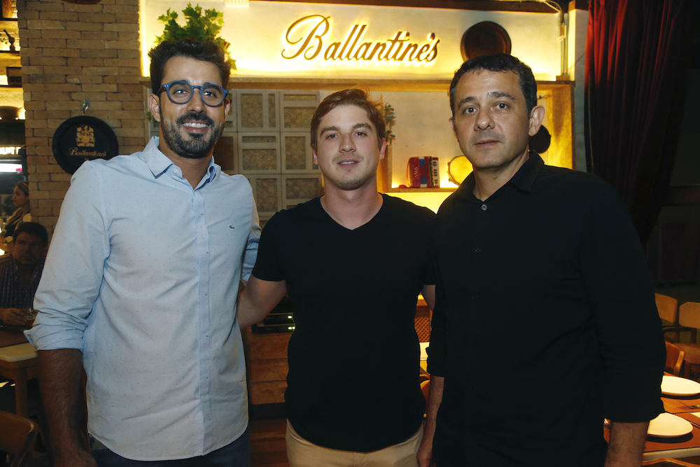 Campanha solidária do Moleskine Gastrobar vai distribuir refeições para a Toca de Assis