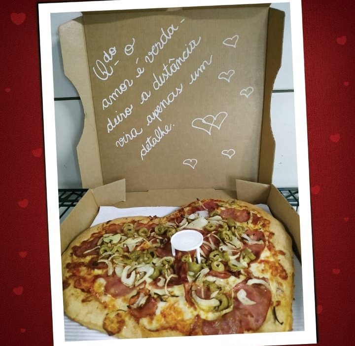 Em tempos de quarentena, Pizza Hut ajuda seus clientes a superarem a distância