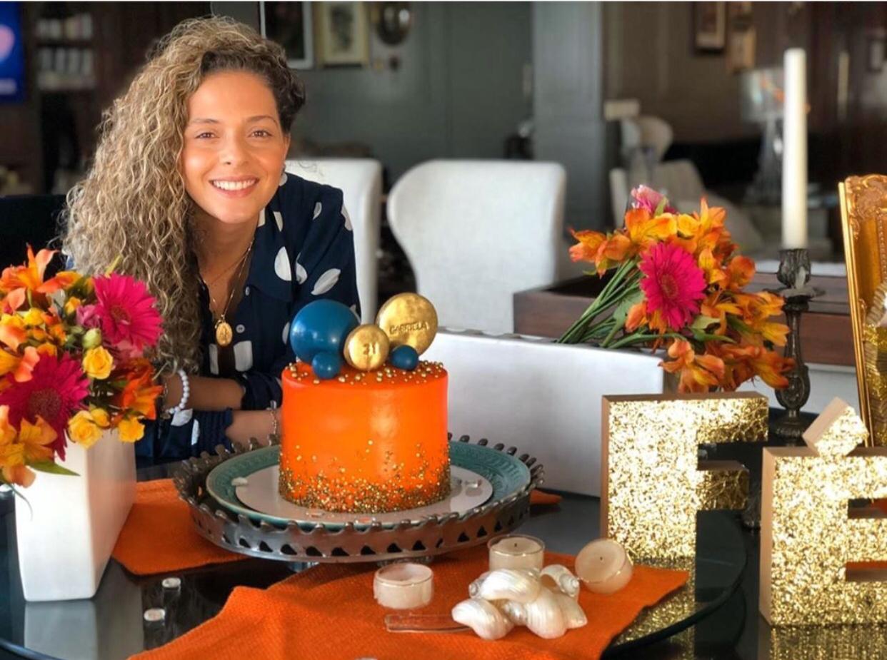 Não faltou alegria e alto astral na comemoração da troca de idade de Gabriela Carvalho