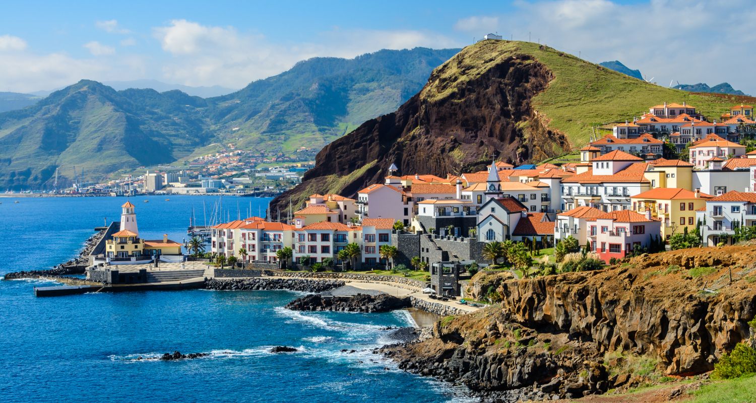 Que tal fazer um passeio virtual pela deslumbrante Ilha da Madeira?