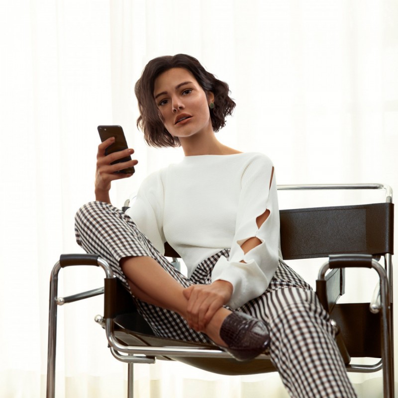 Amaro cria modelo virtual para estrelar campanhas nas plataformas digitais