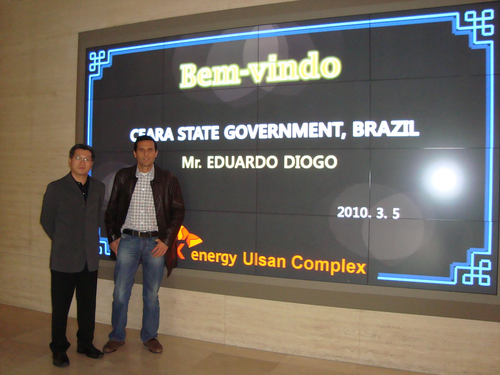 2010 Com O Então Presidente Da Companhia Siderúrgica Do Pecém Mauricio Chu, Em Ulsan, Na Coréia Do Sul