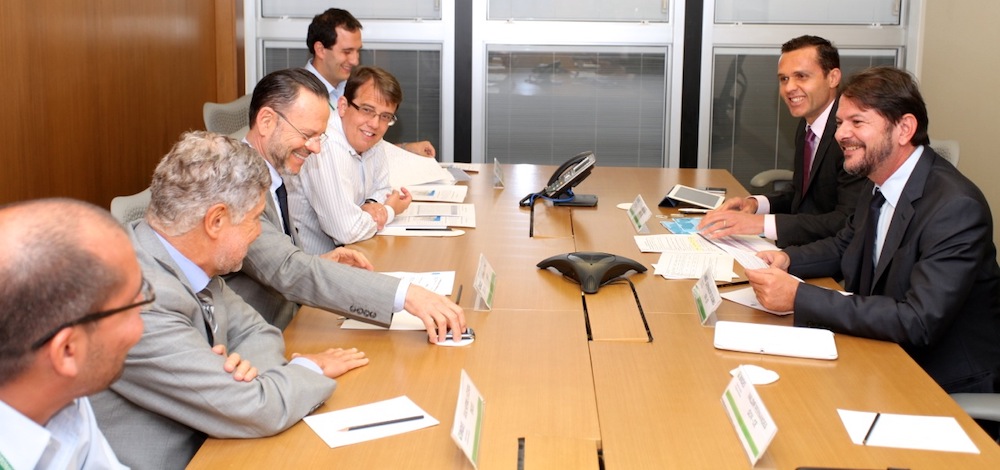 2012 Com O Então Presidente Do Bndes Luciano Coutinho, E O Governador Cid Gomes, Em Reunião Na Sede Do Bndes No Rio De Janeiro