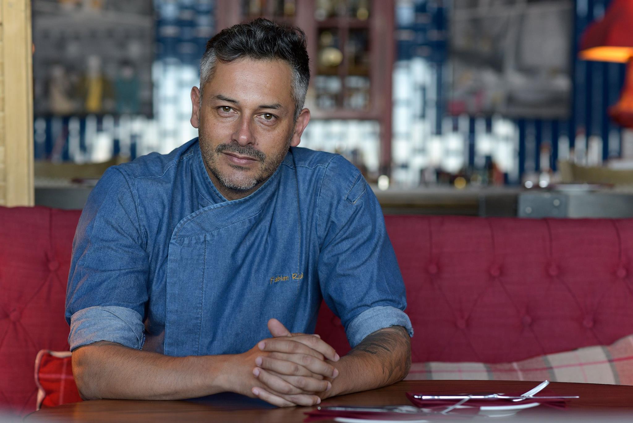 Chef do Tivoli Mofarrej, Fabian Ruiz ensina receita para jantar romântico em casa