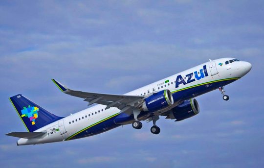 Azul registra alta de 51,6% na busca por assentos e pede ampliação para julho