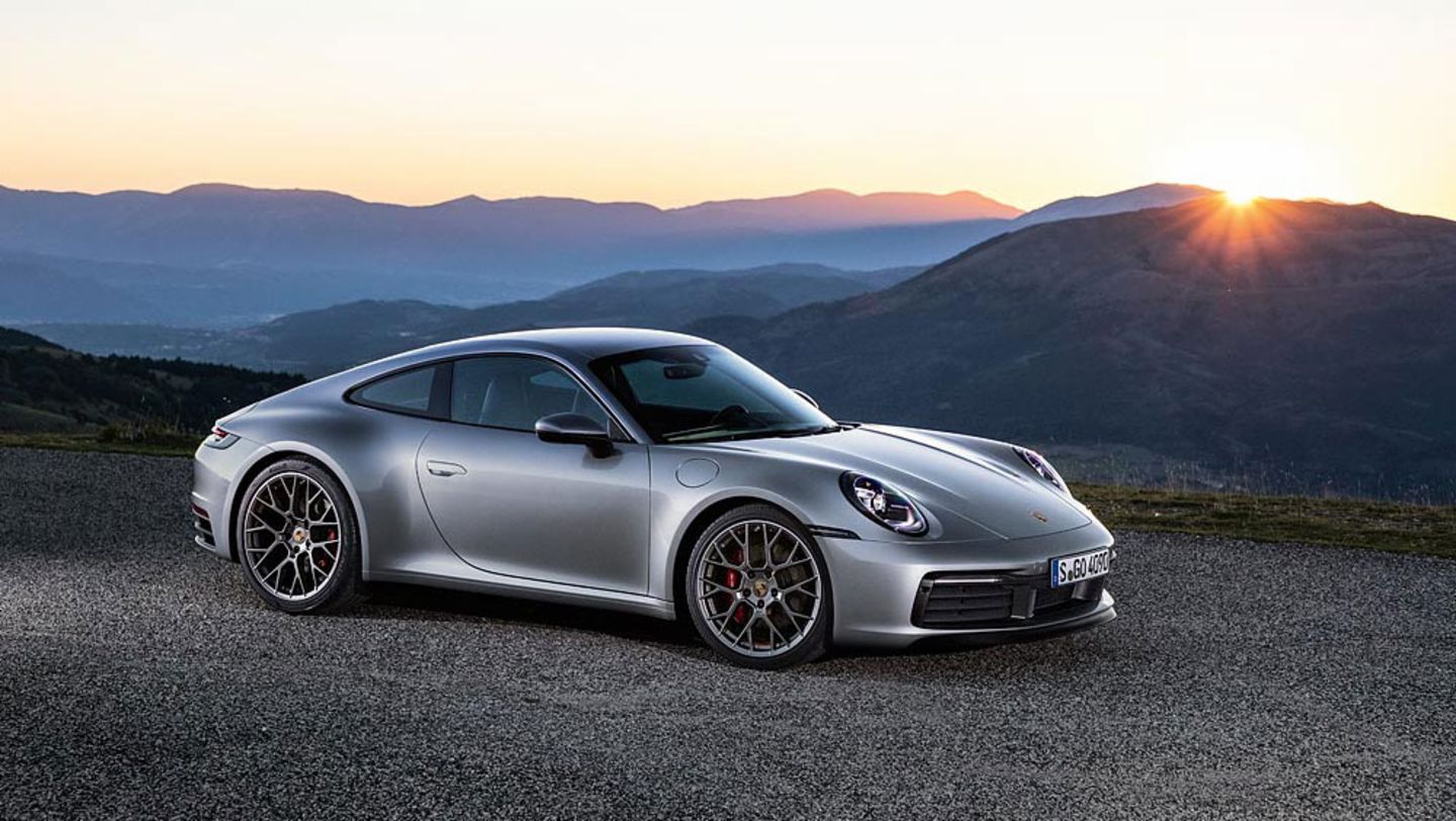 Novo Porsche 911 Turbo S “voa” com motor biturbo de 650 cv