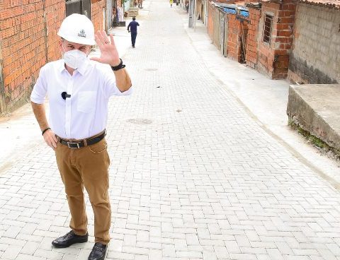 Prefeitura de Fortaleza inicia novo ciclo de distribuição de kits alimentares para 230 mil estudantes da rede municipal Prefeitura de Fortaleza inicia novo ciclo de distribuição de kits alimentares para 230 mil estudantes da rede municipal