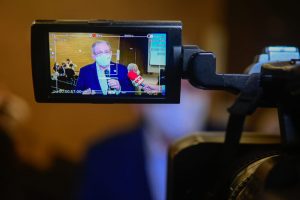 46c781f5 453f 4298 856d 3b7670a1a7ac