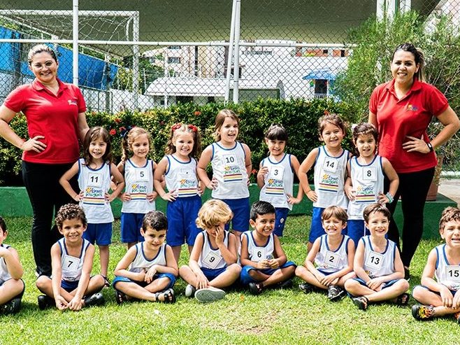 Escola Espaço Inteligente promove Colônia de férias com o tema no Mundo dos Dinossauros