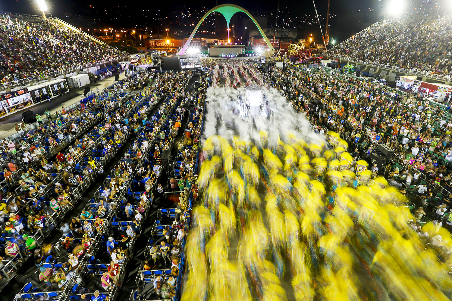 Escolas de samba do Rio adiam para setembro decisão sobre Carnaval 2021