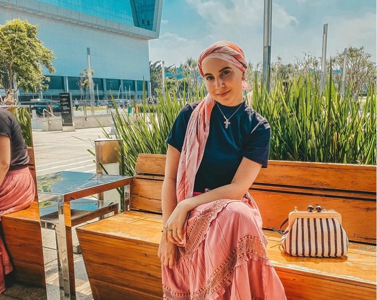 Duda Riedel se prepara para o lançamento de seu primeiro livro físico