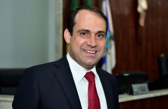 Deputado Salmito aprova projeto de lei que cria o selo “Produto Cearense” Deputado Salmito aprova projeto de lei que cria o selo “Produto Cearense”