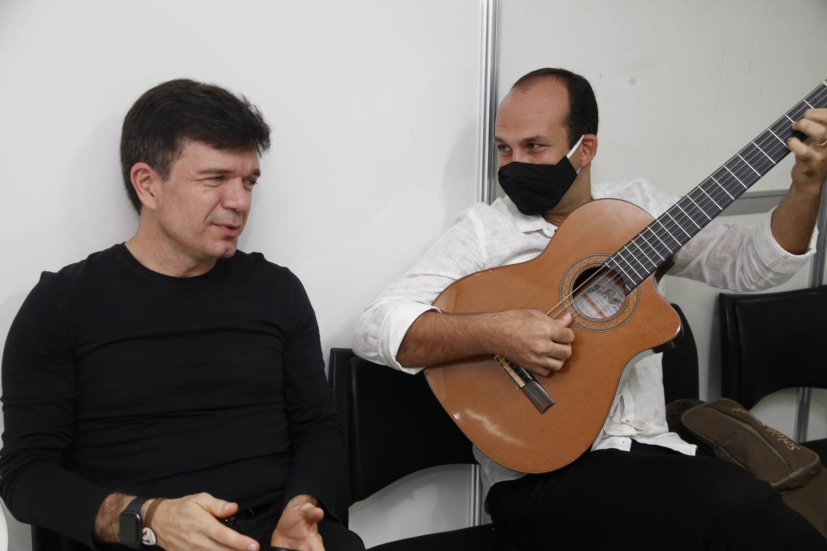 Waldonys E Eduardo Holanda