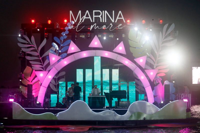 Party time - Com palco flutuante e grandes atrações, Marina Al Mare agita o fim de semana