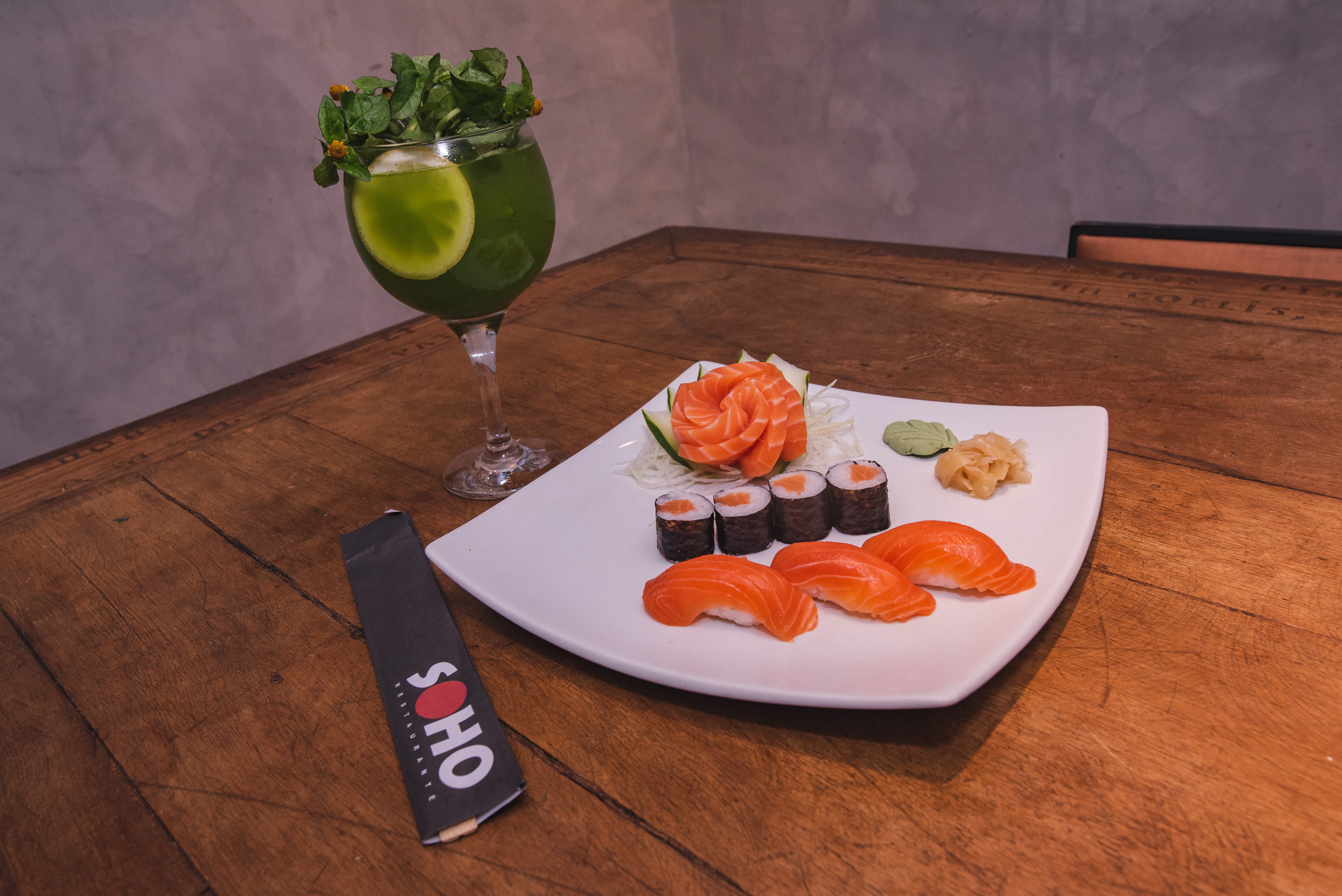 Quinta-feira é dia de reunir os amigos e aproveitar o Happy Hour do Soho