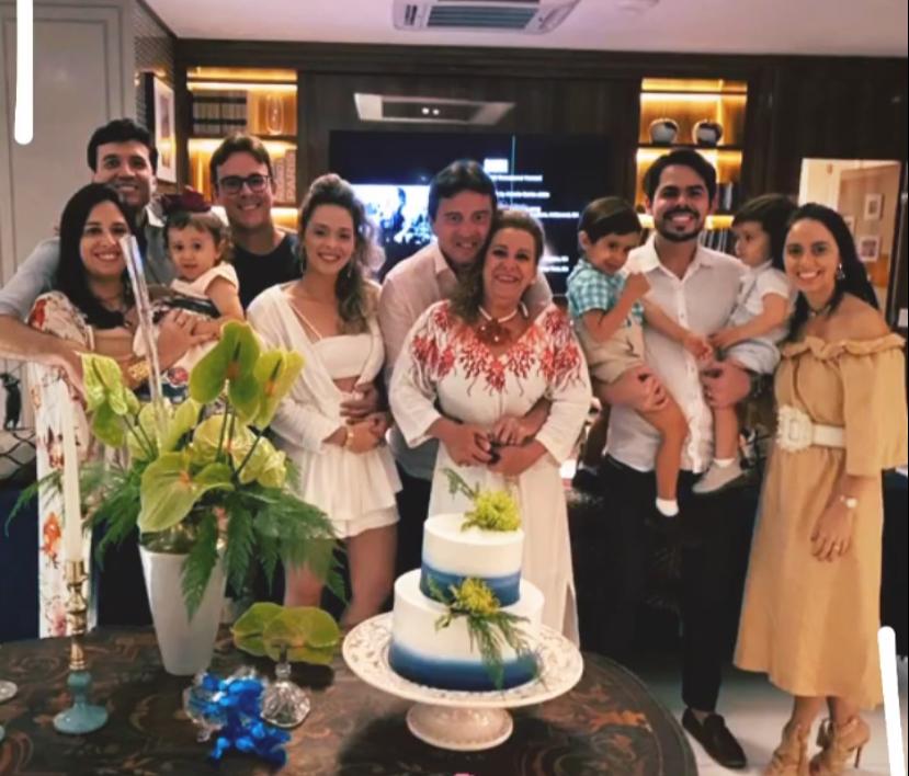 Luiz Teixeira celebra a nova idade em clima intimista com a família