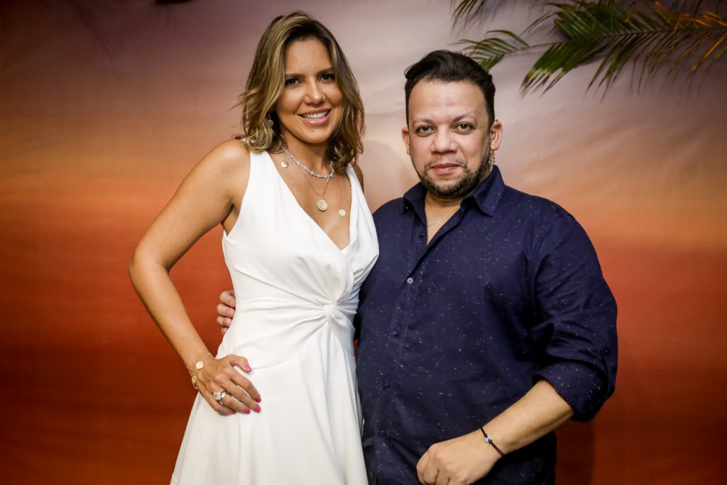 Ana Carolina Bezerra E Roberto Alves