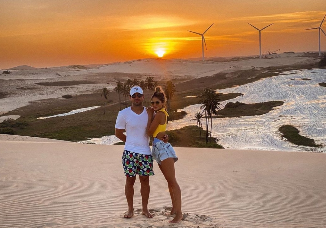 Thássia Naves e Artur Attie celebram seu primeiro ano de casados em viagem ao Ceará