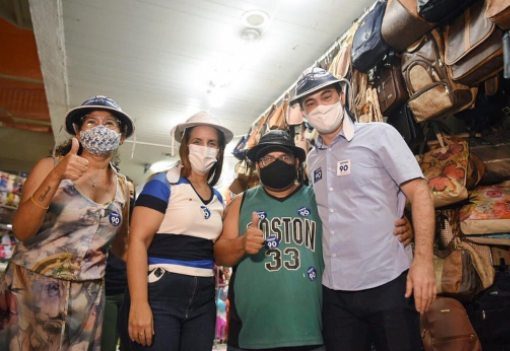 Capitão Wagner apresenta suas propostas a comerciantes do Mercado Central