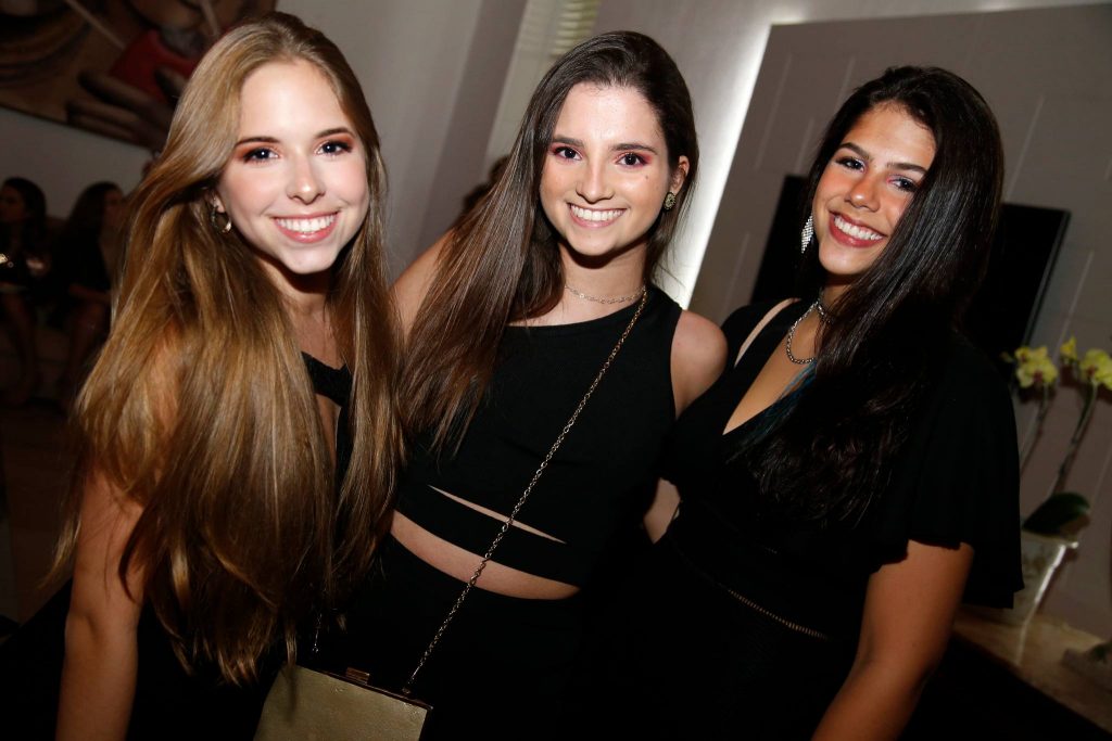 Lara Macedo, Duda Gomes E Amanda Arruda 1