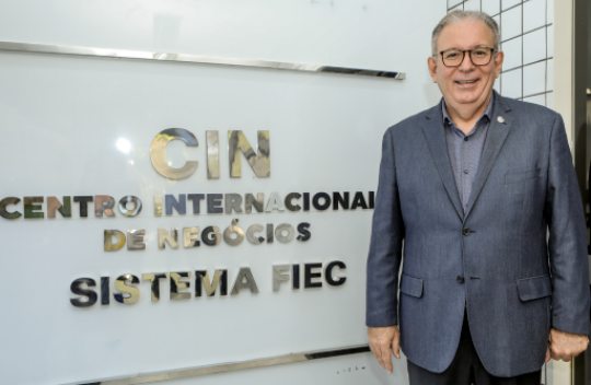 Ricardo Cavalcante recebe homenagem da CMFor por sua contribuição aos representantes comerciais de Fortaleza Ricardo Cavalcante recebe homenagem da CMFor por sua contribuição aos representantes comerciais de Fortaleza
