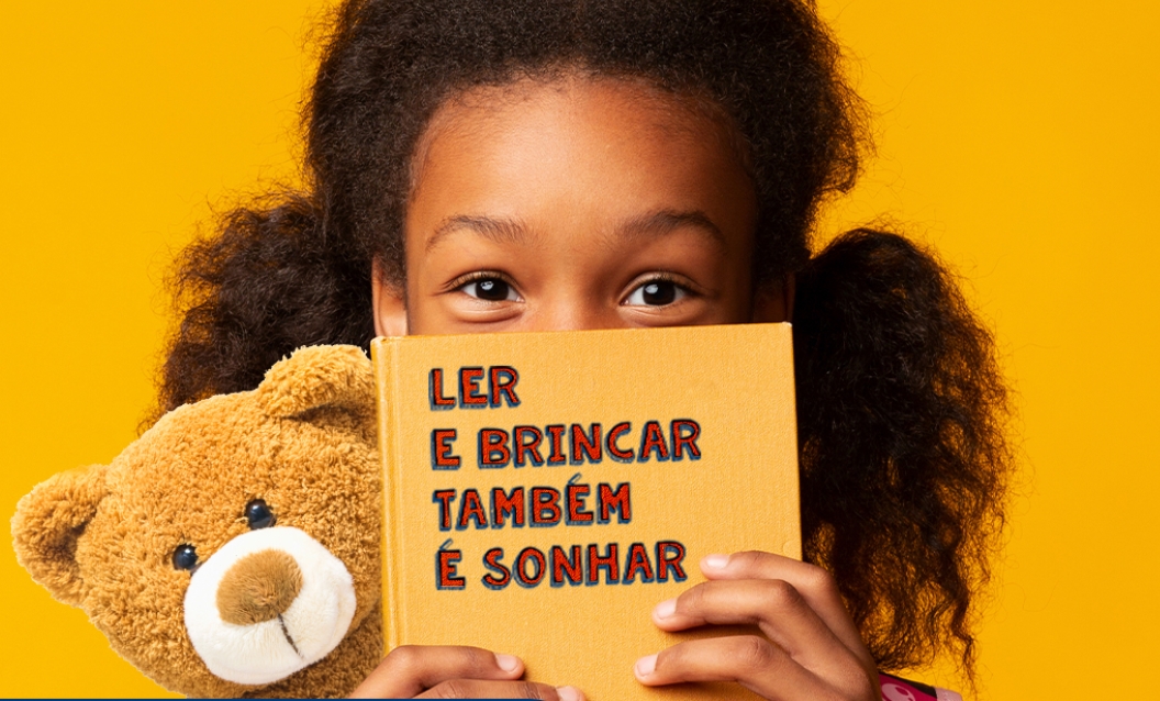 Campanha em parceria com IJCPM arrecada livros e brinquedos para doação no Dia das Crianças