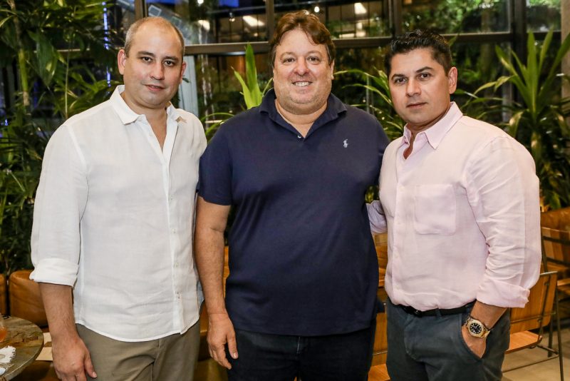 Templo das Carnes - Rodrigo, Ciro e Vitor Moreira inauguram o Carbone Steakhouse, no BS Design