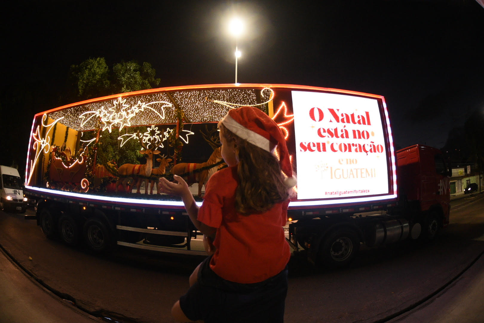 Chegada do Papai Noel abre a programação de Natal do Iguatemi Fortaleza
