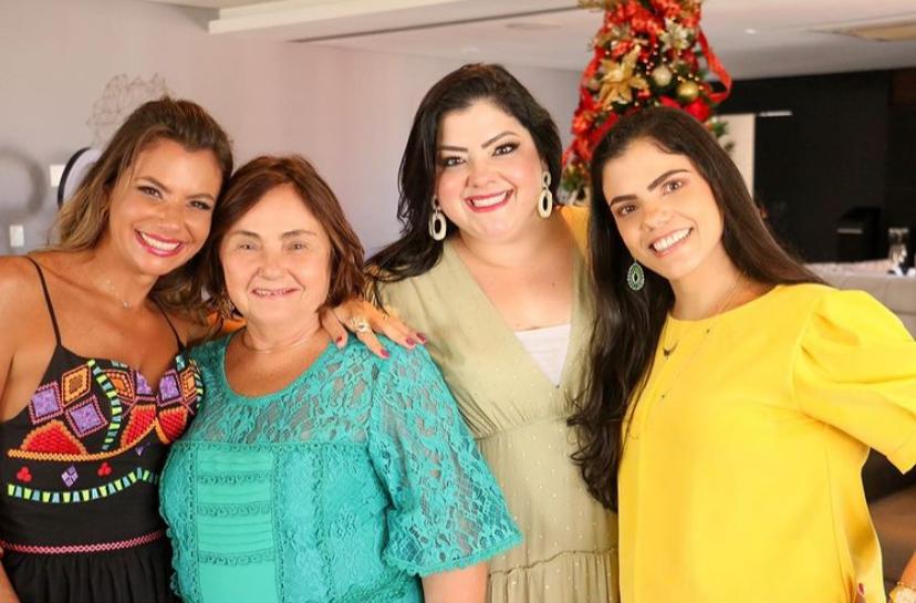 Vanessa, Viviane e Virgínia Almada celebram os 80 anos da mãe, Mirian Almada