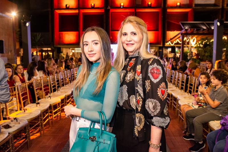 Lissa e Morgana Dias Branco estão nos últimos ajustes para a inauguração da Blink Lab Shop, no RioMar