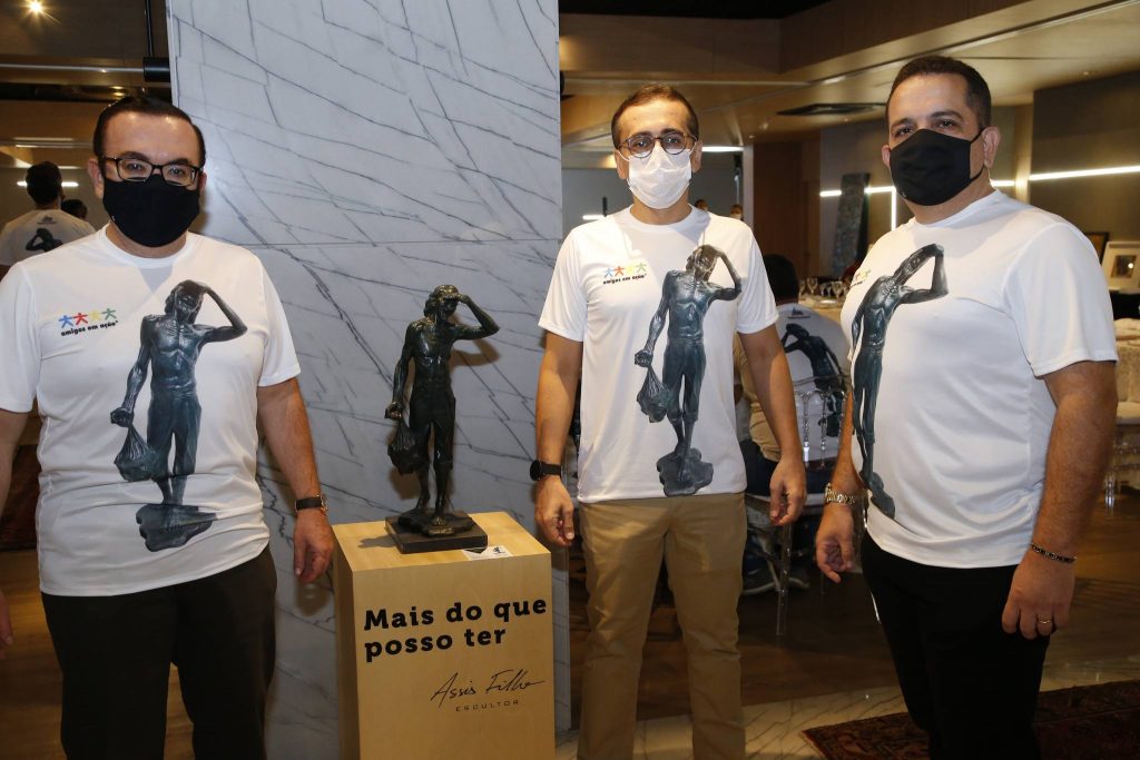 Alessandro, Delano E Germano Belchior