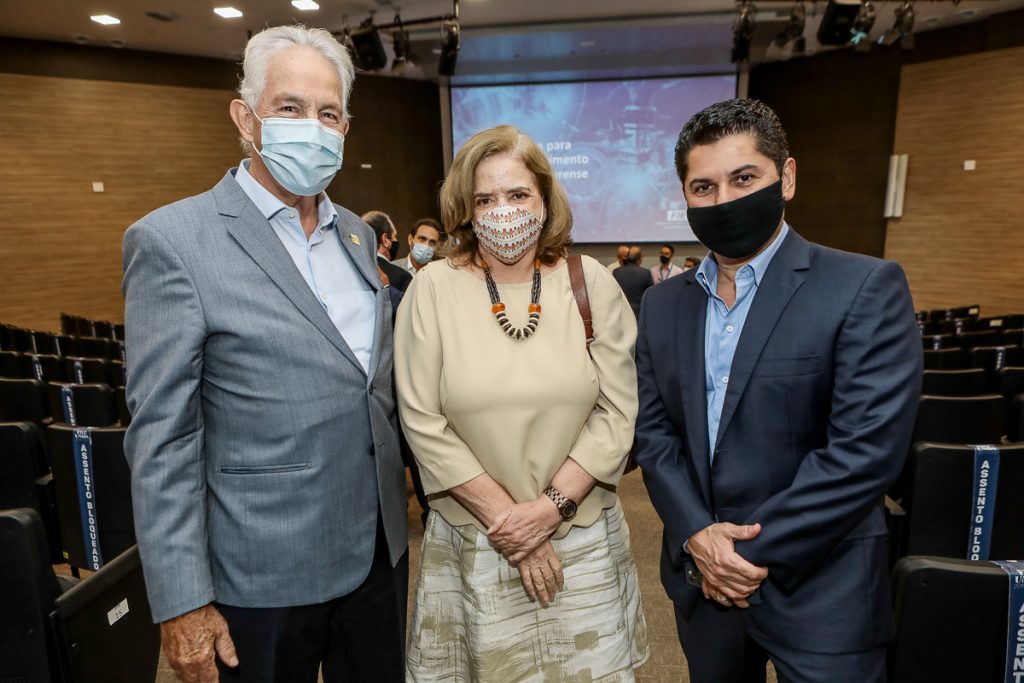 Carlos Prado, Roseane Medeiros E Pompeu Vasconcelos (1)