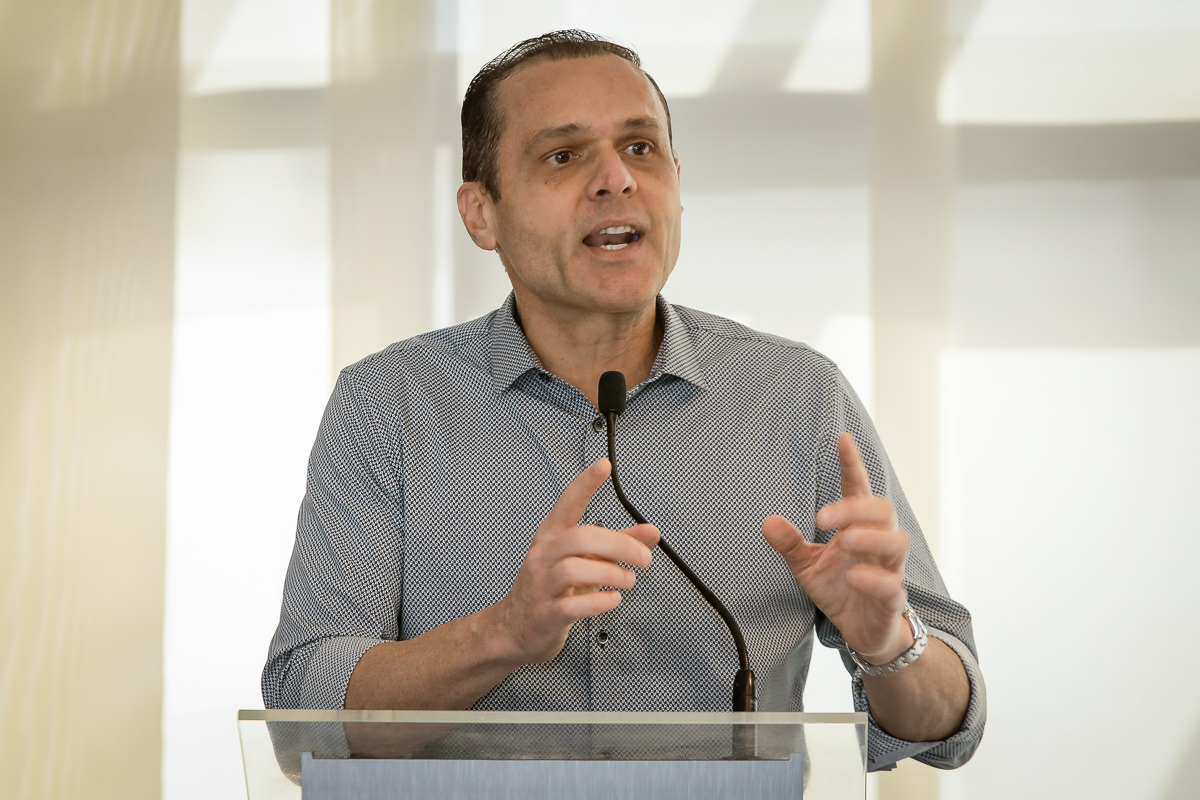 Eduardo Diogo é capa da nova edição da Revista da FIEC