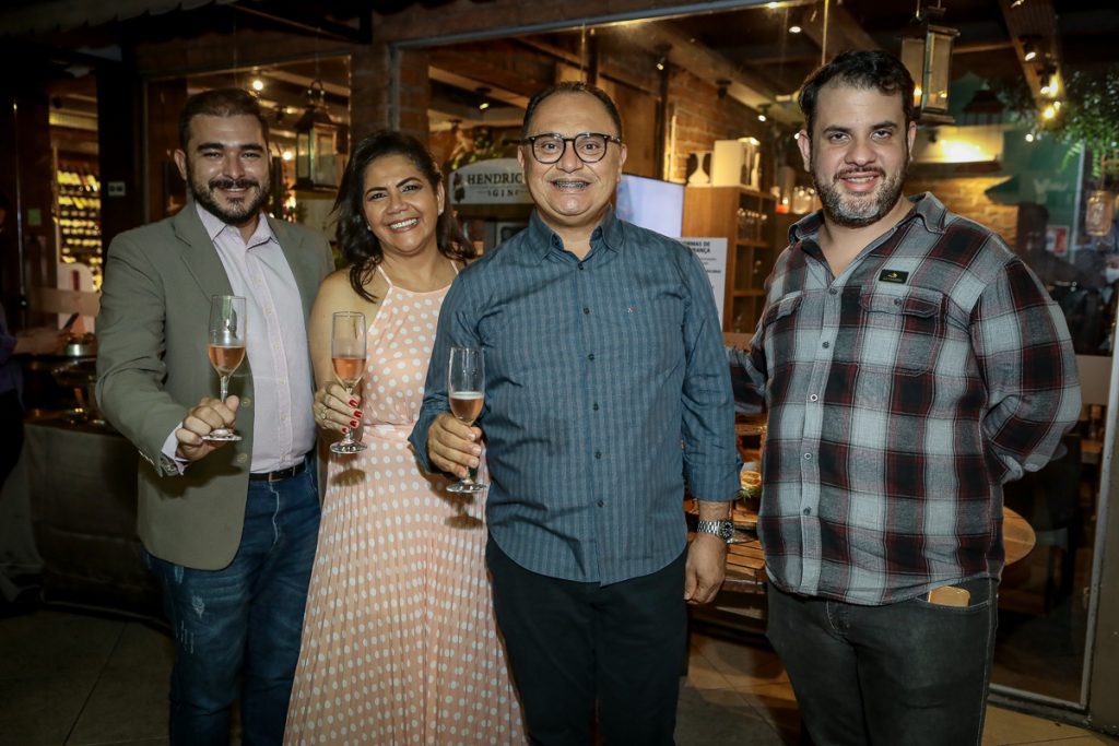 Eugenio Ferreira, Silvia Oliveira, Roberto Martins E Lucas Brasil