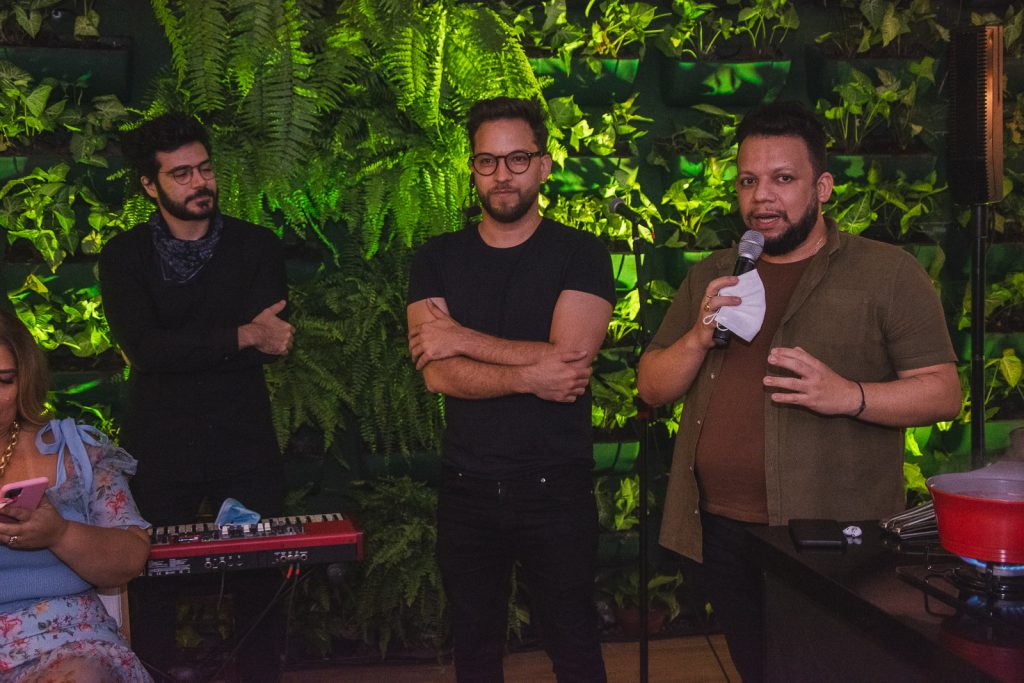 Rafael Maia E Phelipe Carvalho E Roberto Alves (2)